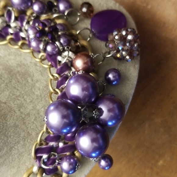 Gorgeous Bold, Large golden and purple statement necklace - Picture 4 of 8